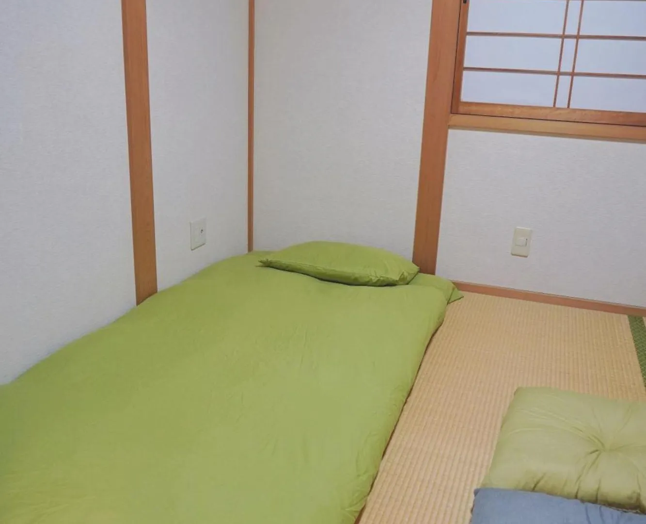 H2H Villa鴫野西 三層公寓【Jr京橋步行6分鐘】機場直達 容納6人3房1廳 自助入住 帶車位 Osaka Giappone